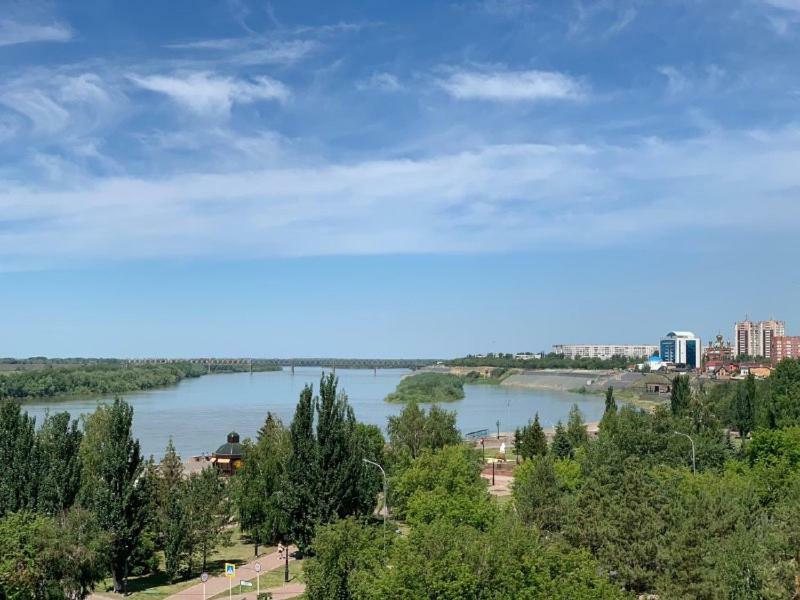 Гостиница Павлодар エクステリア 写真
